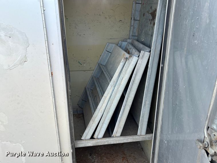 image for item FG1668 2003 International 8100 utility / service truck