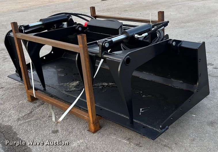 image for item FG1674 2025 GIYI PG72 skid steer grapple bucket