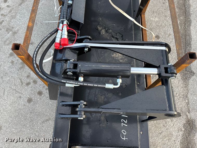 image for item FG1674 2025 GIYI PG72 skid steer grapple bucket