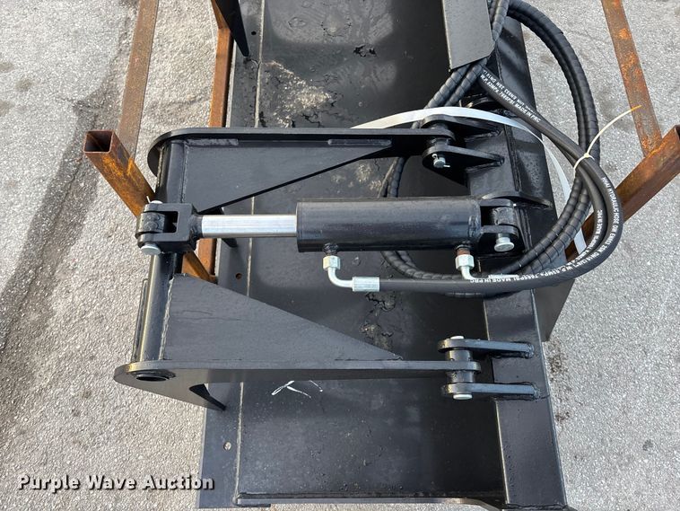 image for item FG1674 2025 GIYI PG72 skid steer grapple bucket