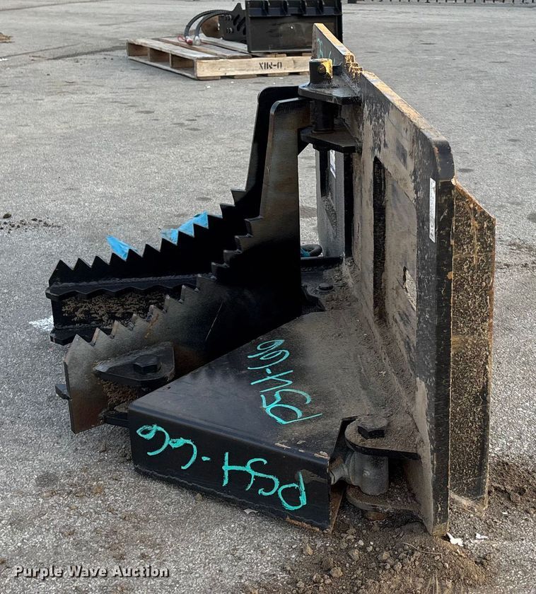 image for item FG1676 2025 KC QT–TP skid steer tree puller