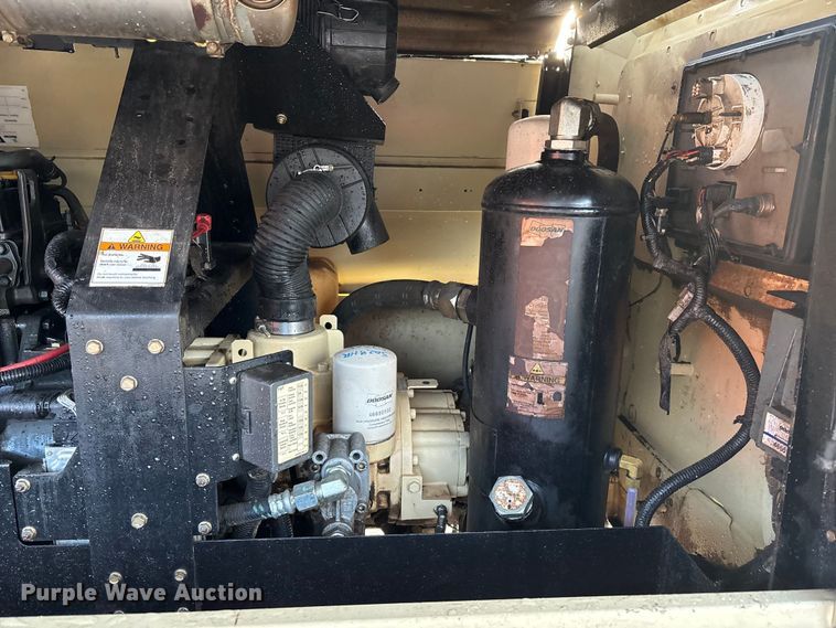 image for item FG1677 2018 Ingersoll Rand P185 air compressor