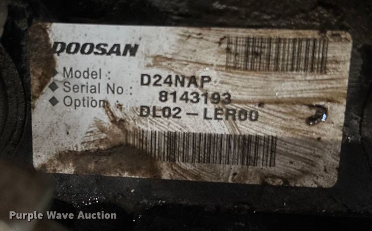 image for item FG1677 2018 Ingersoll Rand P185 air compressor