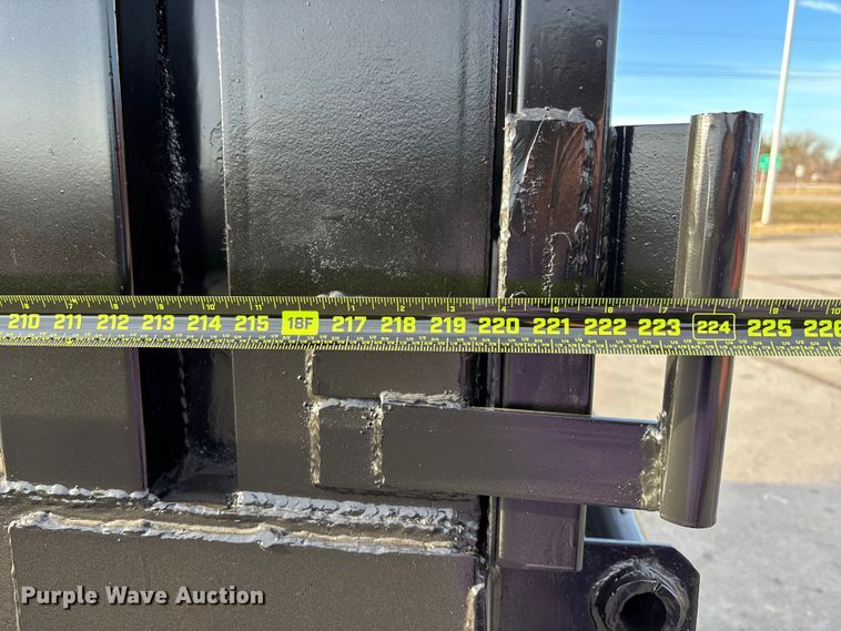 image for item FG1678 2010 Freightliner Business Class M2 dump truck