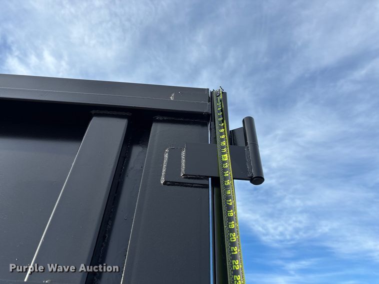 image for item FG1678 2010 Freightliner Business Class M2 dump truck