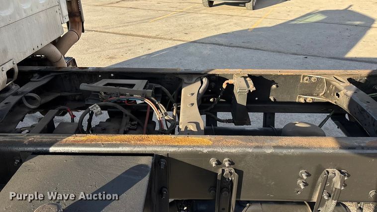 image for item FG1678 2010 Freightliner Business Class M2 dump truck