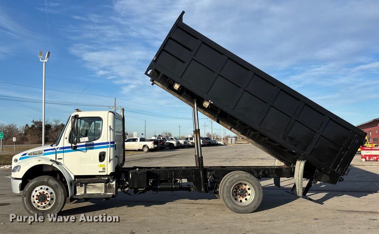 image for item FG1678 2010 Freightliner Business Class M2 dump truck