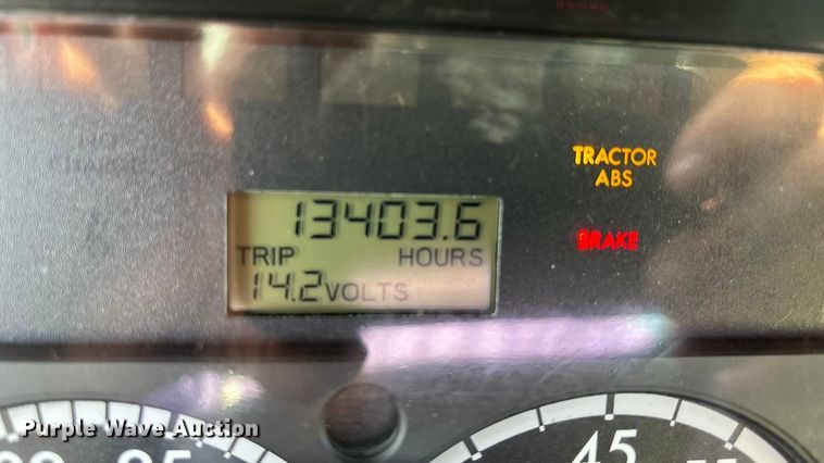 image for item FG1678 2010 Freightliner Business Class M2 dump truck