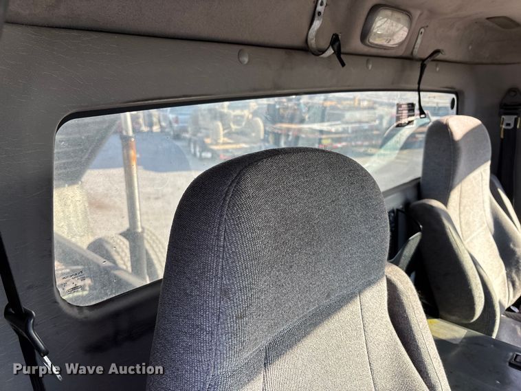 image for item FG1678 2010 Freightliner Business Class M2 dump truck