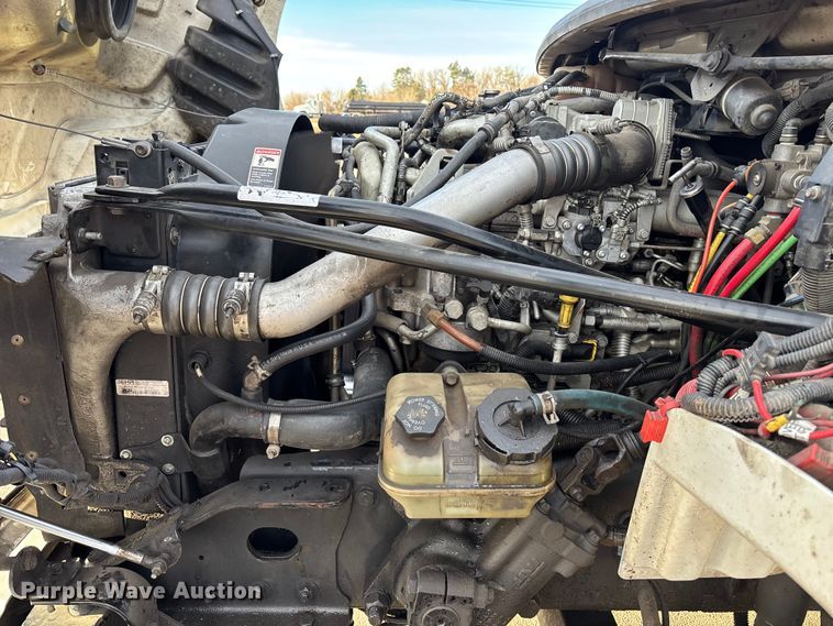 image for item FG1678 2010 Freightliner Business Class M2 dump truck