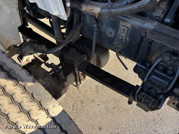 image for item FG1678 2010 Freightliner Business Class M2 dump truck