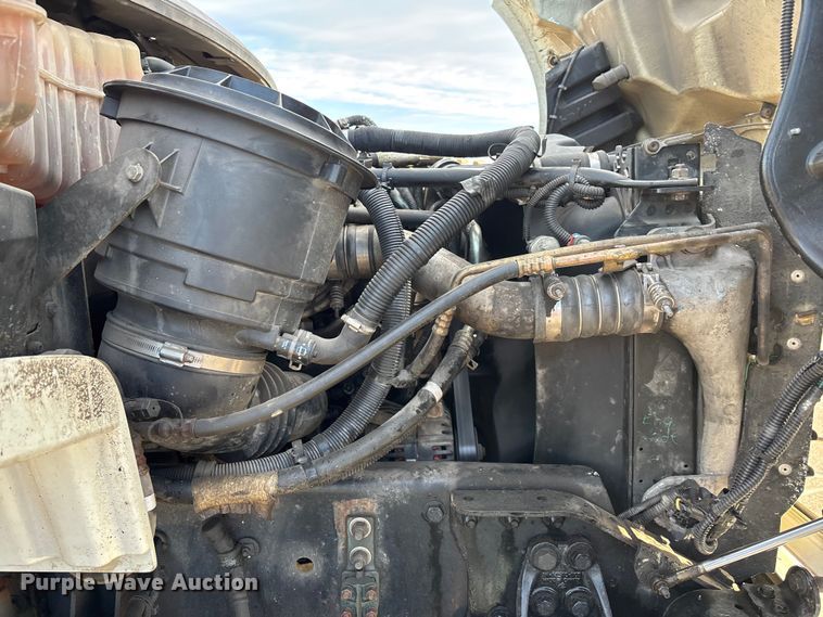 image for item FG1678 2010 Freightliner Business Class M2 dump truck