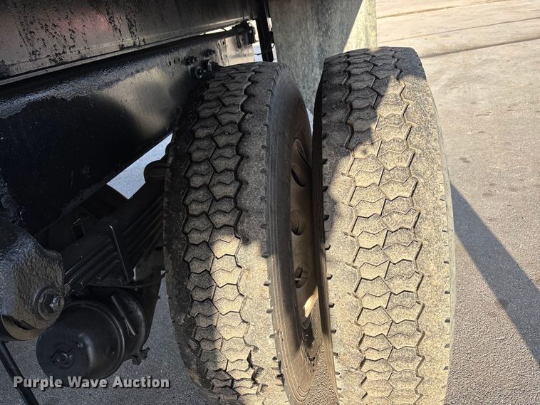 image for item FG1678 2010 Freightliner Business Class M2 dump truck