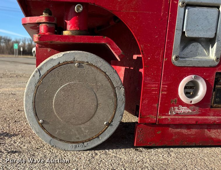 image for item FG1681 2018 MEC 1330SE scissor lift