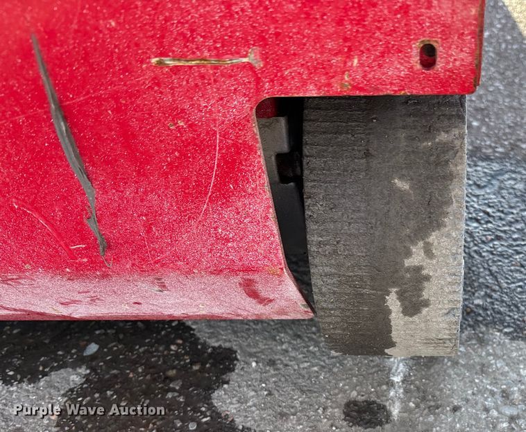 image for item FG1681 2018 MEC 1330SE scissor lift