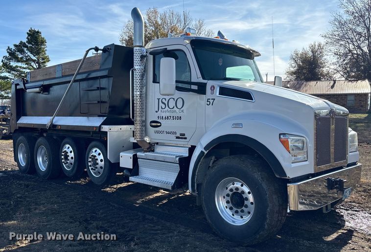 image for item FI0088 2019 Kenworth T880 dump truck