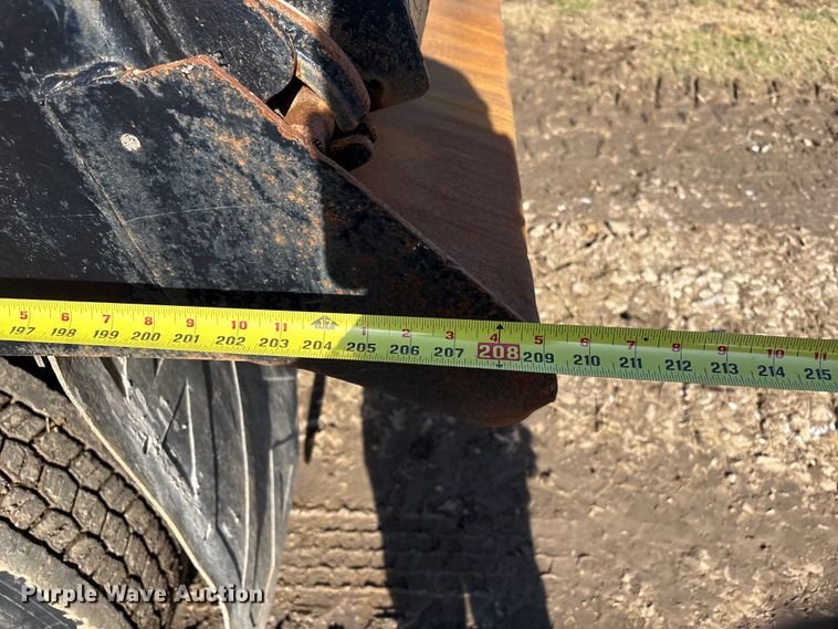 image for item FI0088 2019 Kenworth T880 dump truck