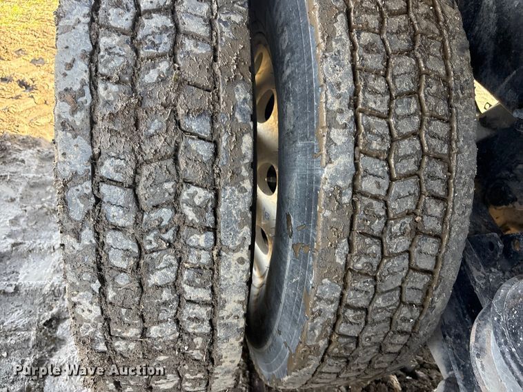 image for item FI0088 2019 Kenworth T880 dump truck