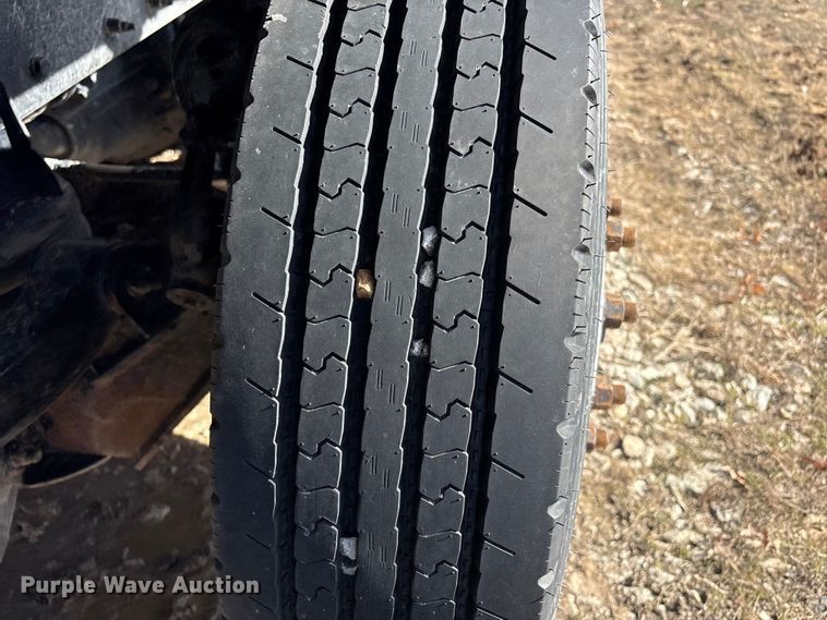 image for item FI0088 2019 Kenworth T880 dump truck