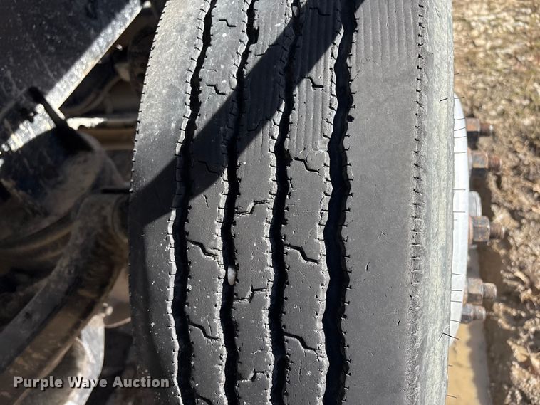 image for item FI0088 2019 Kenworth T880 dump truck