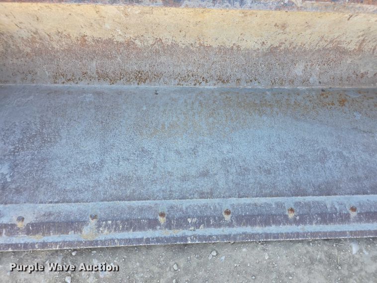 image for item FI0688 New Holland L230 200 series skid steer loader