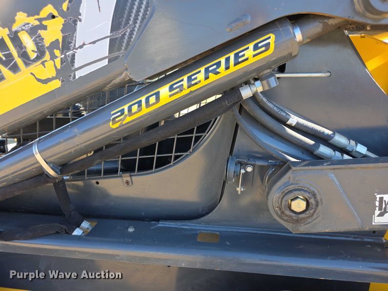 image for item FI0688 New Holland L230 200 series skid steer loader