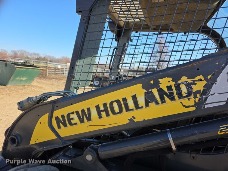 image for item FI0688 New Holland L230 200 series skid steer loader