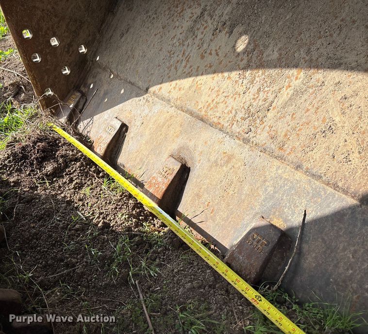 image for item FI1541 2007 Volvo EC330BLC Excavator