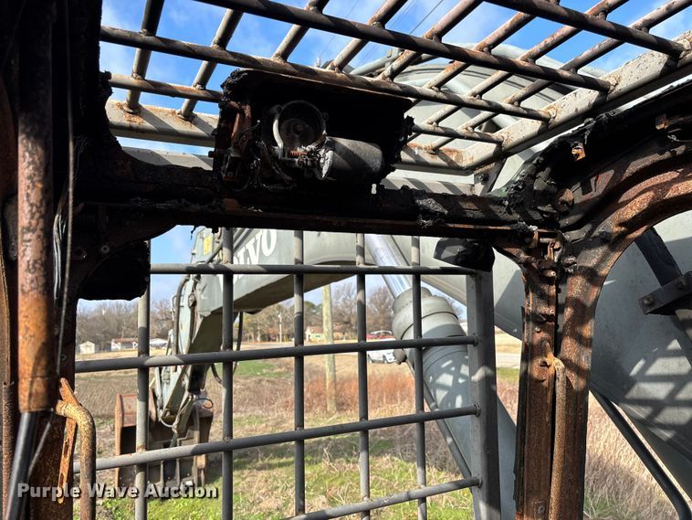 image for item FI1541 2007 Volvo EC330BLC Excavator