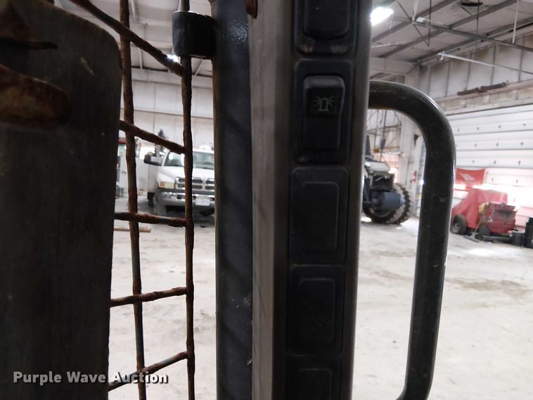 image for item FK0899 Case  SR210 skid steer loader