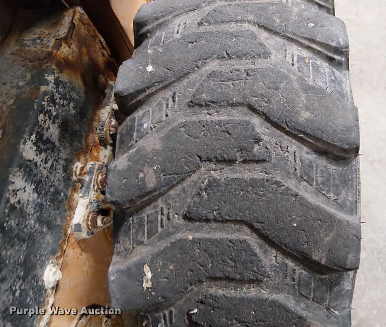 image for item FK0899 Case  SR210 skid steer loader