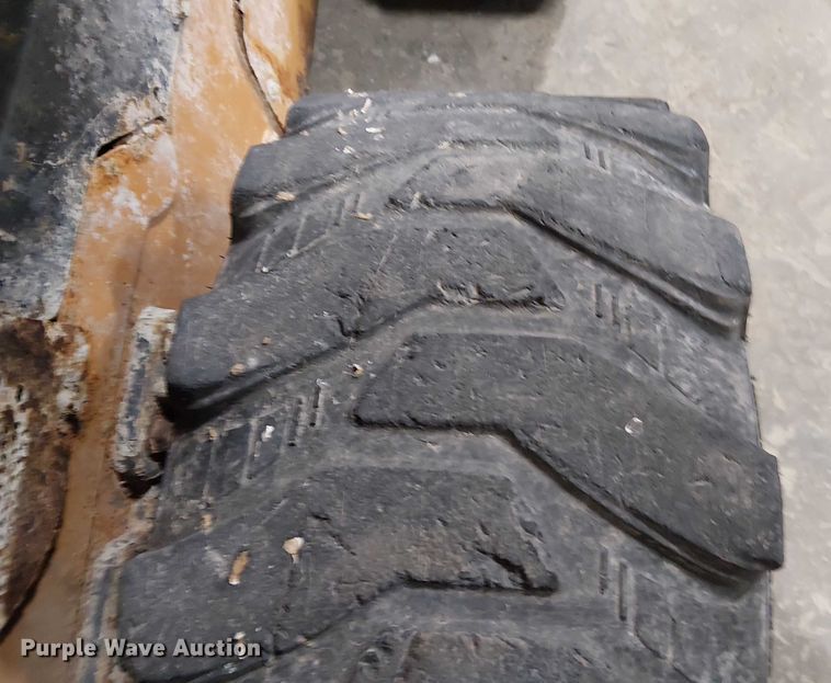 image for item FK0899 Case  SR210 skid steer loader