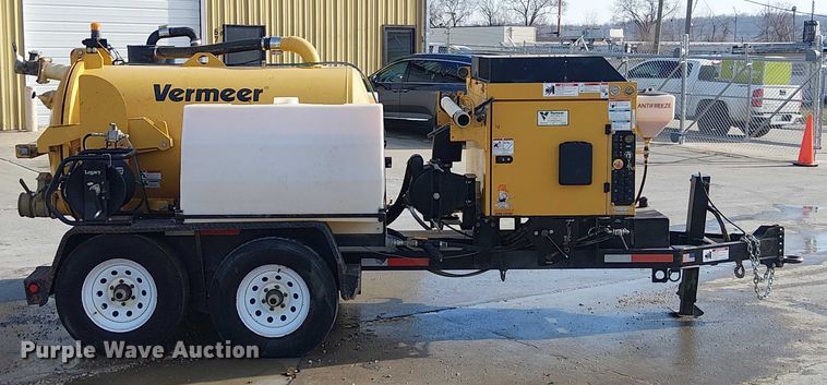 image for item FK0905 Vermeer V500LE vacuum trailer