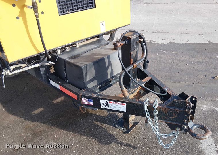 image for item FK0905 Vermeer V500LE vacuum trailer