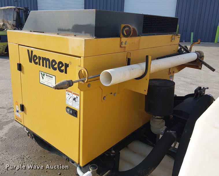 image for item FK0905 Vermeer V500LE vacuum trailer