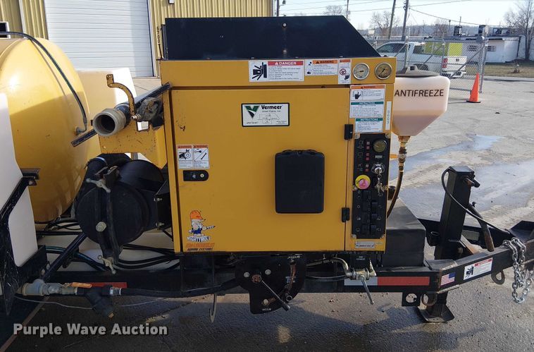 image for item FK0905 Vermeer V500LE vacuum trailer