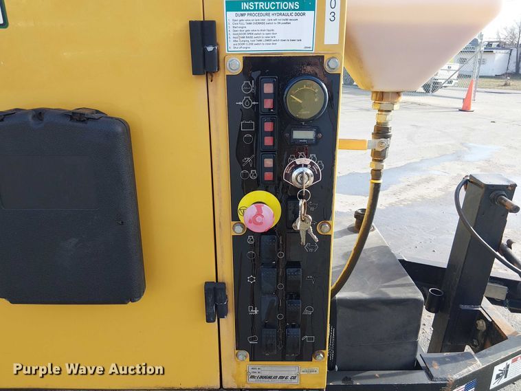 image for item FK0905 Vermeer V500LE vacuum trailer