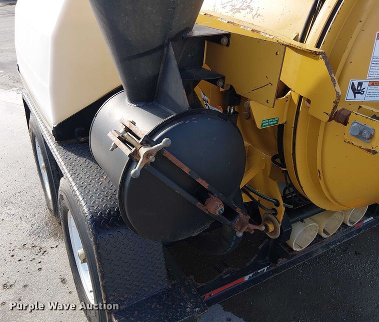 image for item FK0905 Vermeer V500LE vacuum trailer