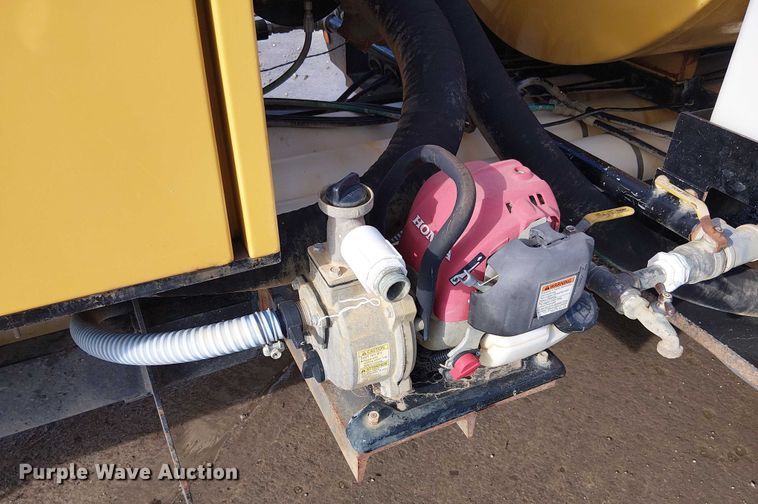 image for item FK0905 Vermeer V500LE vacuum trailer