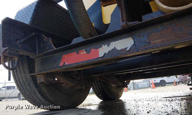 image for item FK0905 Vermeer V500LE vacuum trailer