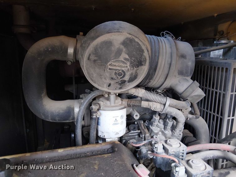 image for item FK0905 Vermeer V500LE vacuum trailer