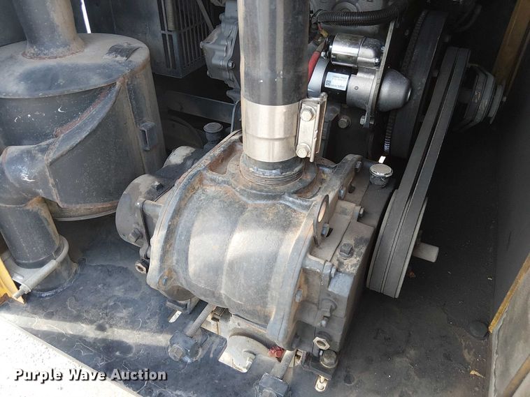 image for item FK0905 Vermeer V500LE vacuum trailer