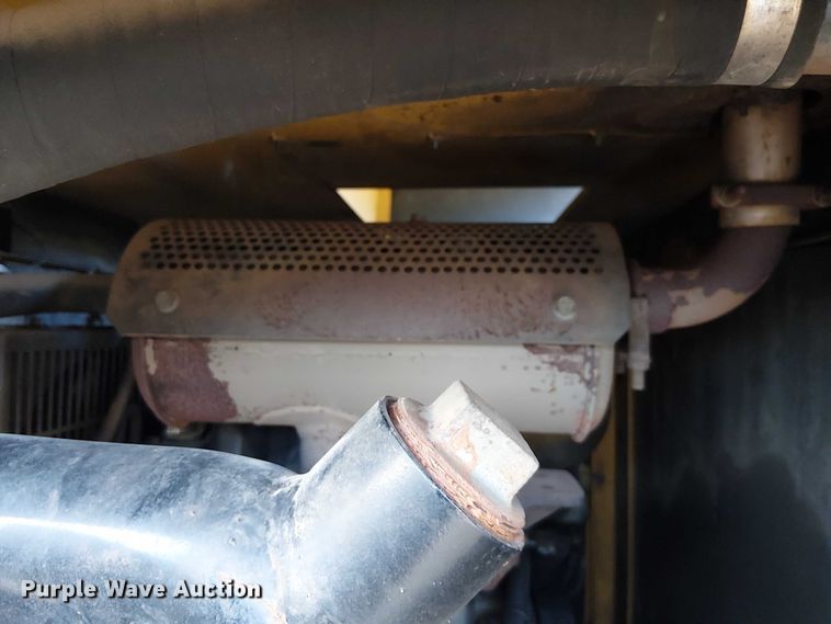 image for item FK0905 Vermeer V500LE vacuum trailer