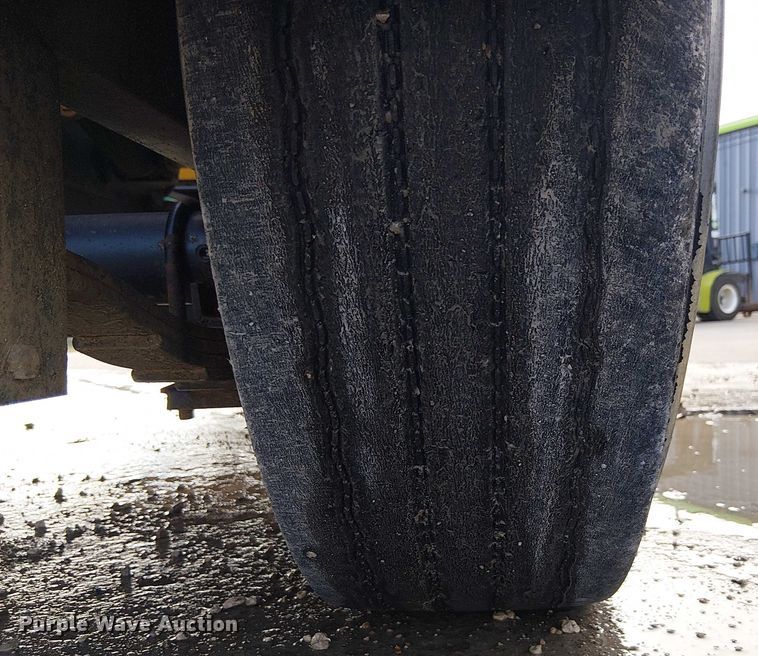 image for item FK0905 Vermeer V500LE vacuum trailer