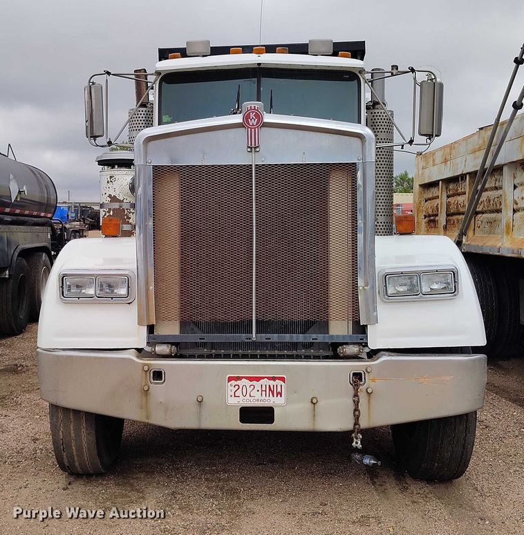 image for item IP9713 1988 Kenworth W900B dump truck