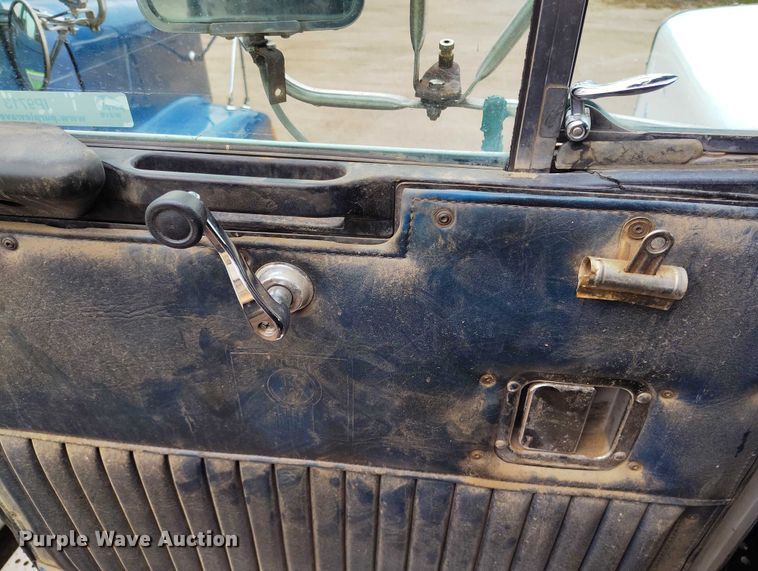 image for item IP9713 1988 Kenworth W900B dump truck