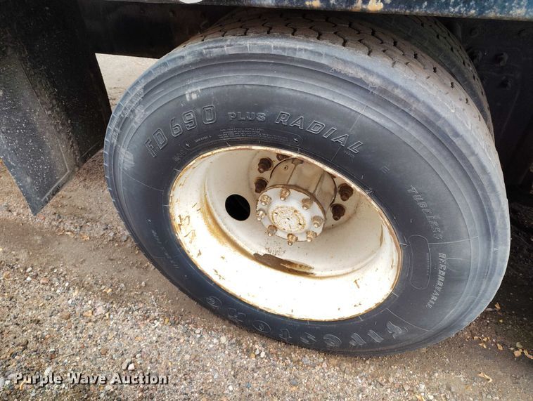 image for item IP9713 1988 Kenworth W900B dump truck