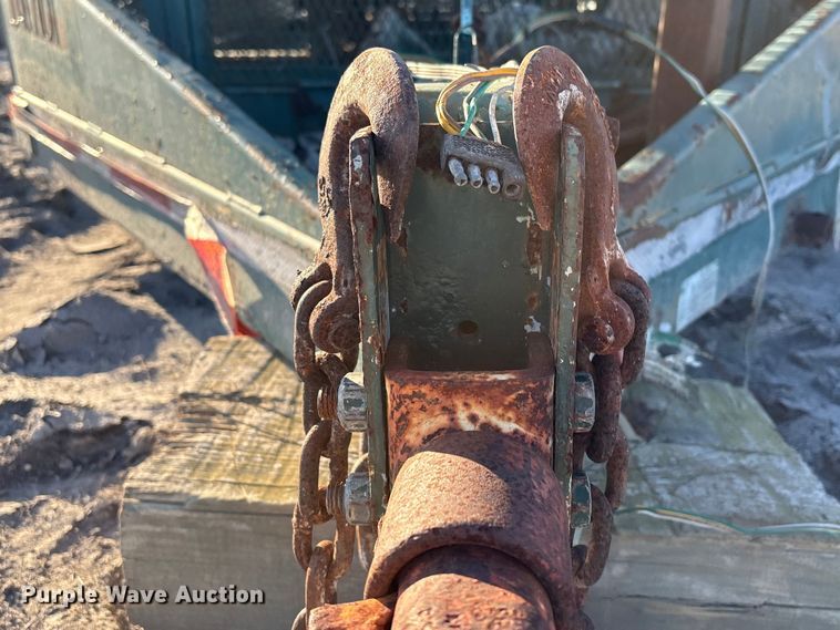 image for item NK9016 2013 RWN filter pod trailer