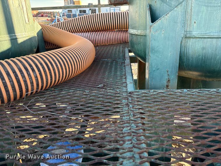 image for item NK9016 2013 RWN filter pod trailer