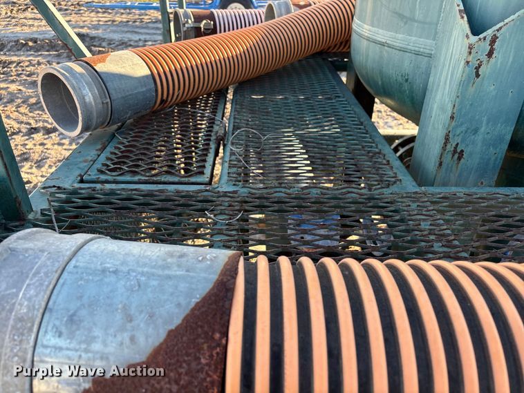 image for item NK9016 2013 RWN filter pod trailer